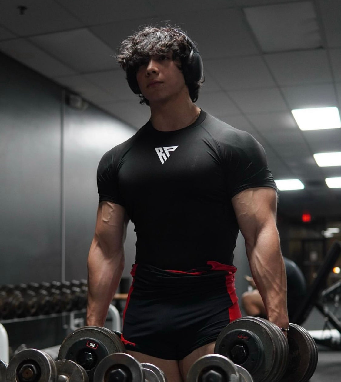 Adaptive Short Sleeve Compression