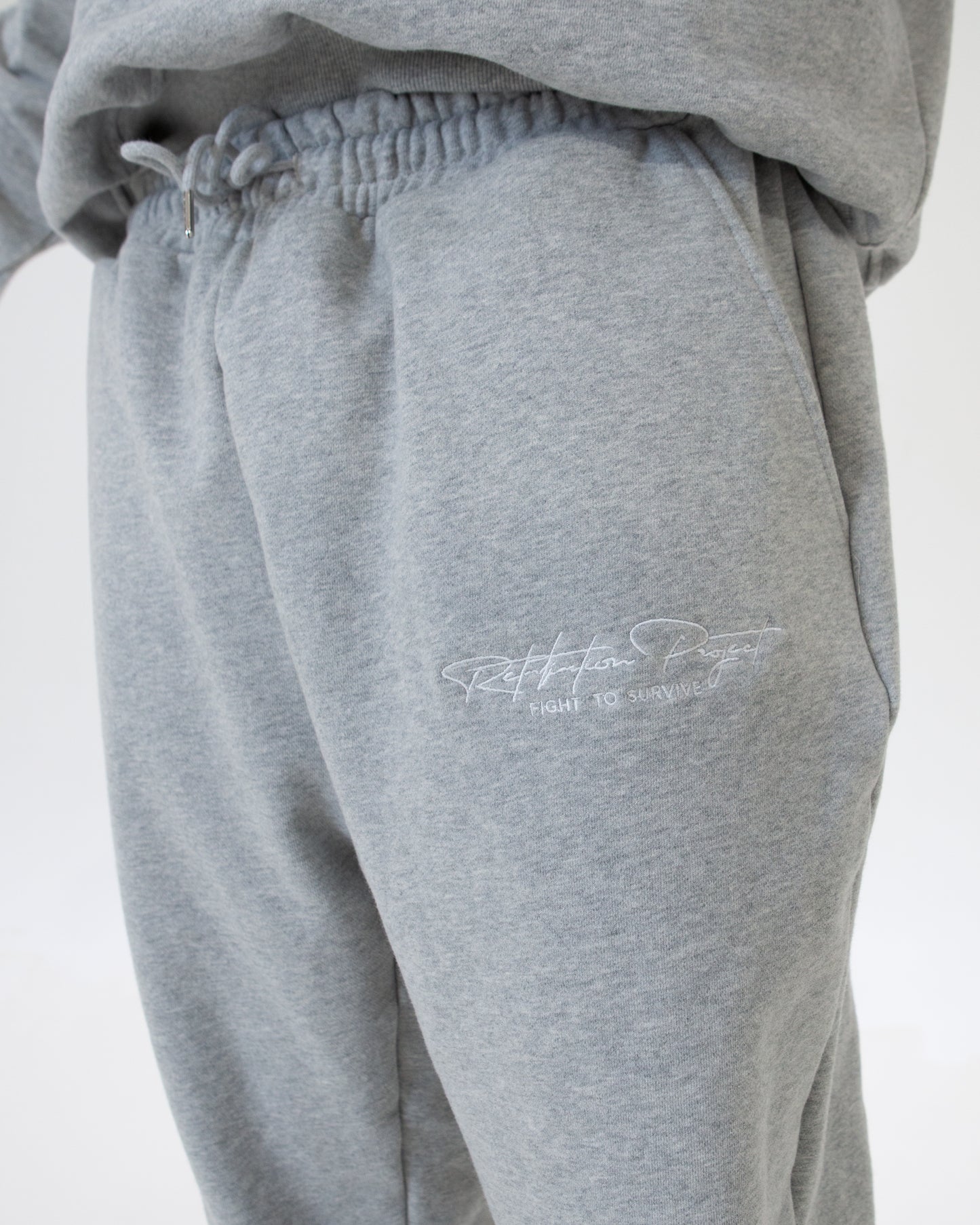 Signature Crew-Neck | Heather Grey