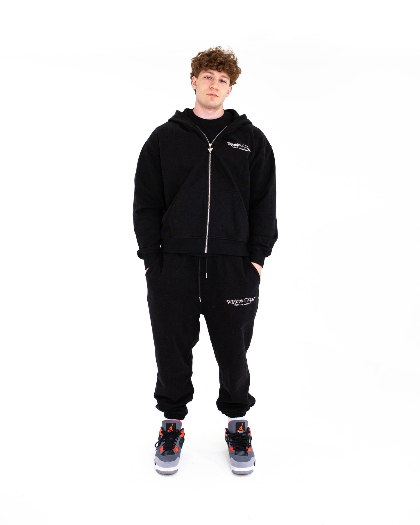 Signature Zip-Up | Black